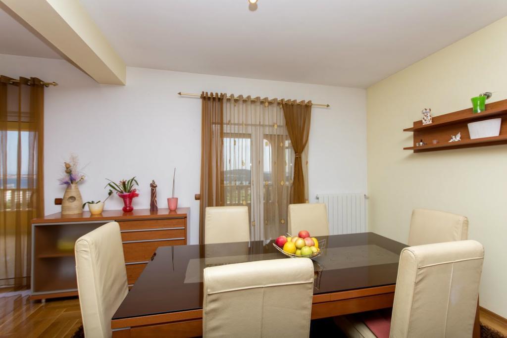 Apartments Meri Seget Vranjica Ngoại thất bức ảnh
