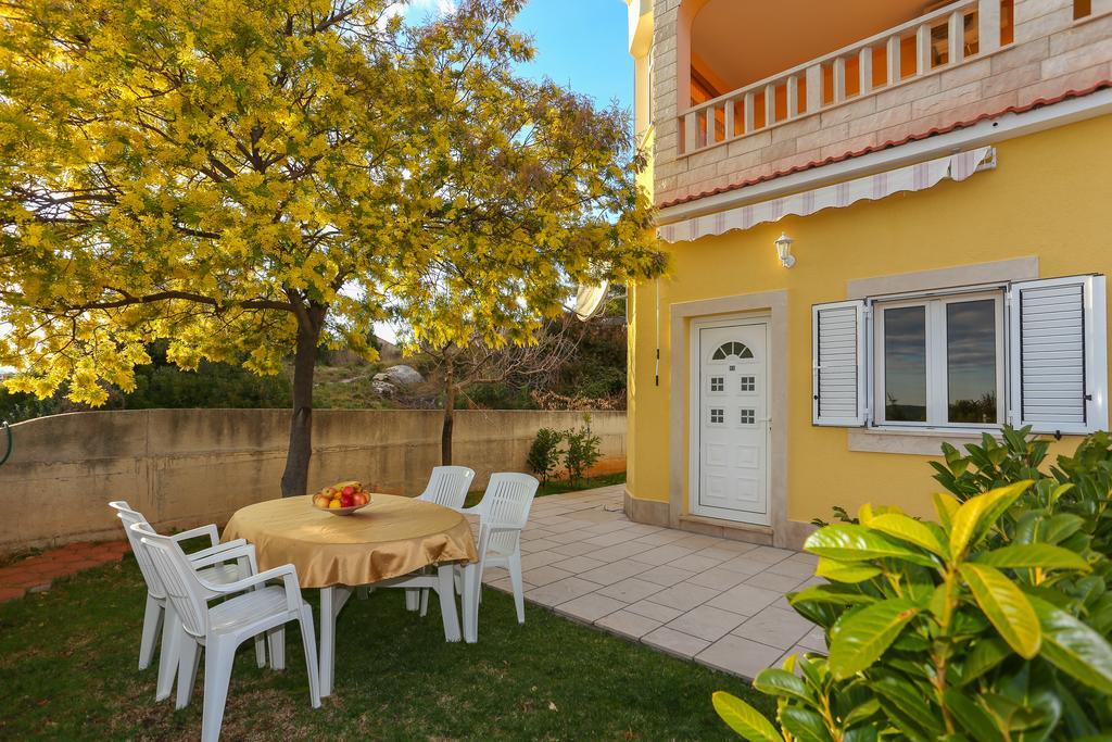 Apartments Meri Seget Vranjica Ngoại thất bức ảnh